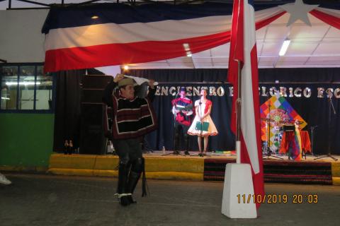 Delegación del Colegio Santa Teresa se presenta en el Quinto encuentro folclórico escolar en la ciudad de Arica image 4