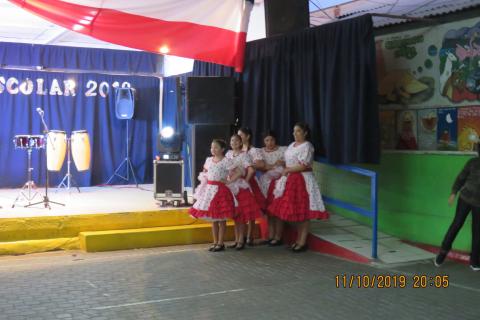 Delegación del Colegio Santa Teresa se presenta en el Quinto encuentro folclórico escolar en la ciudad de Arica image 8