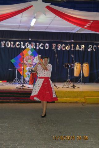 Delegación del Colegio Santa Teresa se presenta en el Quinto encuentro folclórico escolar en la ciudad de Arica image 10