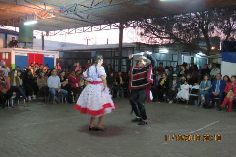 Delegación del Colegio Santa Teresa se presenta en el Quinto encuentro folclórico escolar en la ciudad de Arica image 20