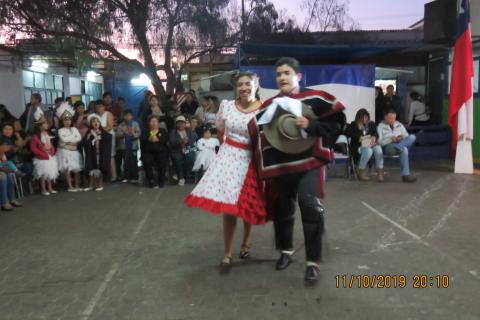 Delegación del Colegio Santa Teresa se presenta en el Quinto encuentro folclórico escolar en la ciudad de Arica image 21