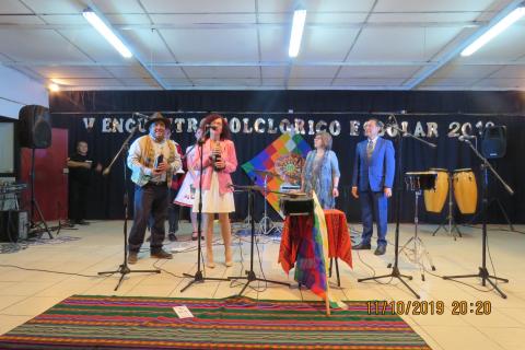 Delegación del Colegio Santa Teresa se presenta en el Quinto encuentro folclórico escolar en la ciudad de Arica image 23