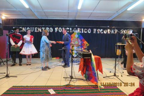 Delegación del Colegio Santa Teresa se presenta en el Quinto encuentro folclórico escolar en la ciudad de Arica image 30