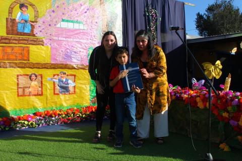 Ceremonia Entrega de Libros de Experiencias Pre-Kinder a 2º Básico image 75